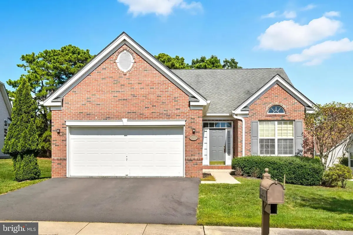 56 Mulberry Dr, Manahawkin, NJ 08050 - Image #1