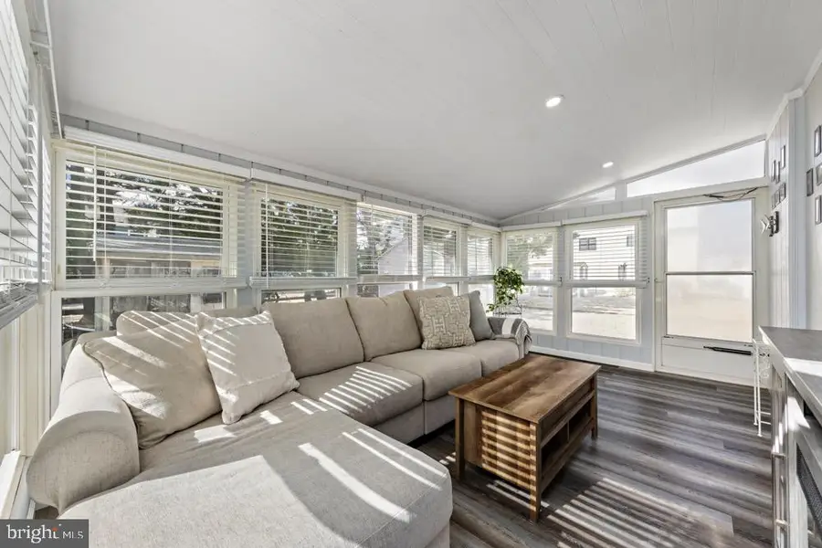 20 W Washington Avenue #2, Long Beach, NJ 08008 - Image #2