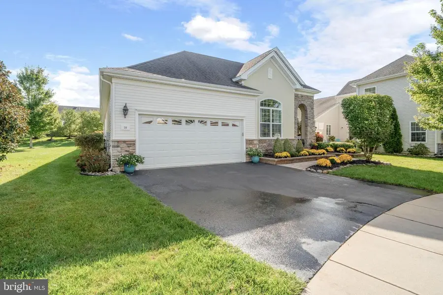 10 Chapel Hill Ct, Barnegat, NJ 08005 - Image #3