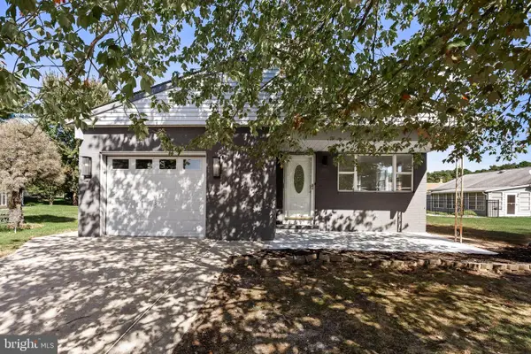 5 St Andrews Ct, TOMS RIVER, NJ 08753