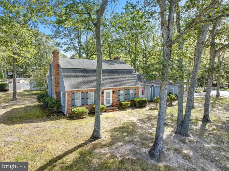 118 N Lakeshore Dr, Manahawkin, NJ 08050 - Image #2