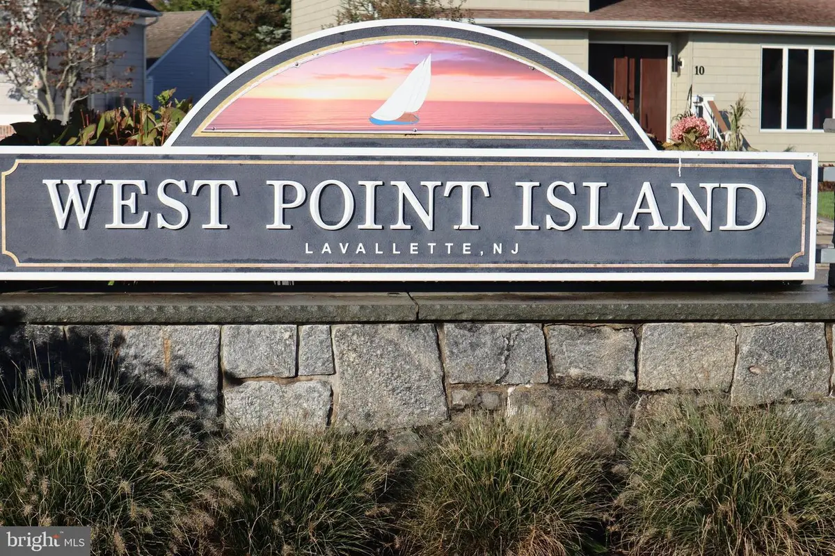 189 Pershing Blvd, Lavallette, NJ 08735 - Image #1