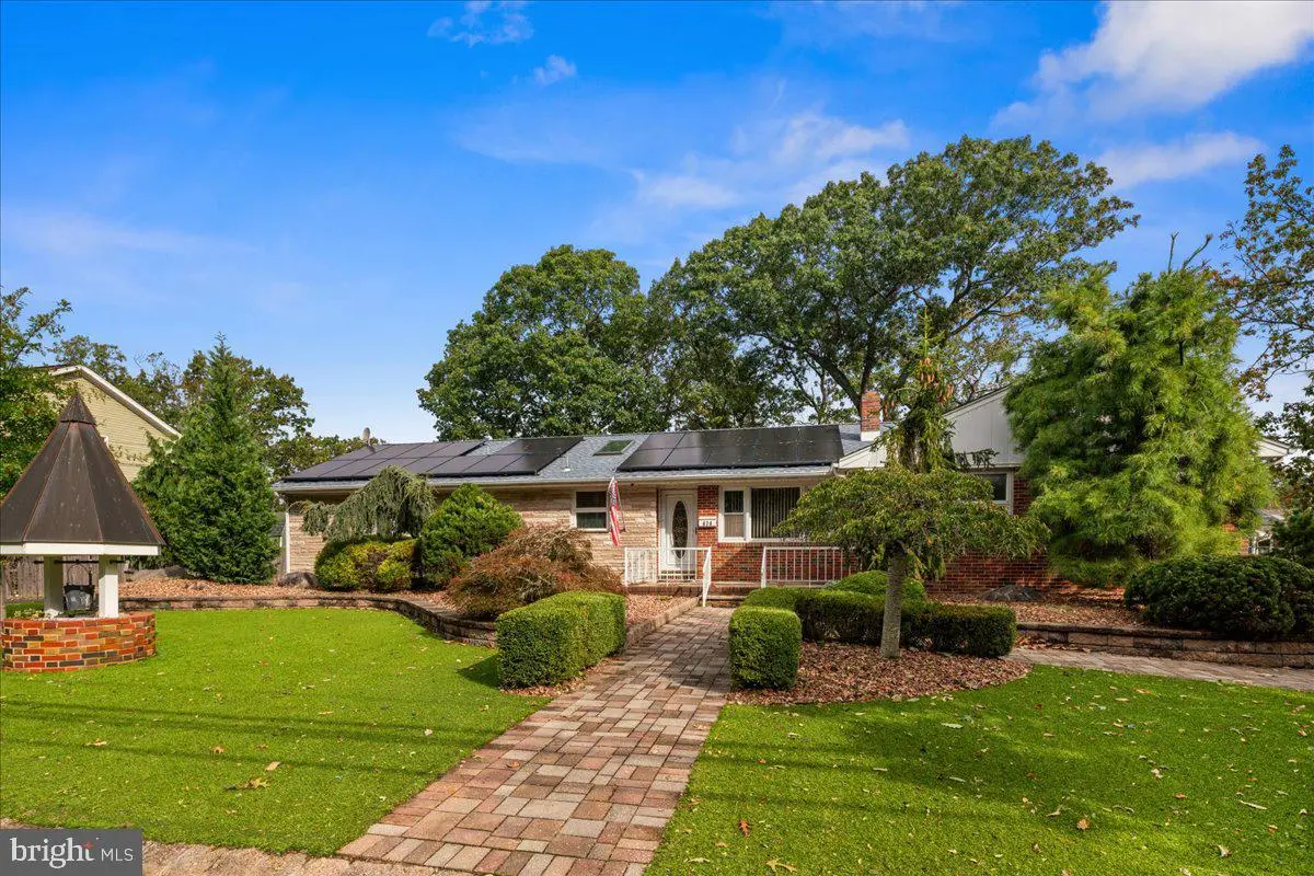 436 Pennsylvania Ave, Pine Beach, NJ 08741 - Image #1