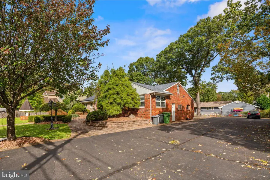 436 Pennsylvania Ave, Pine Beach, NJ 08741 - Image #3