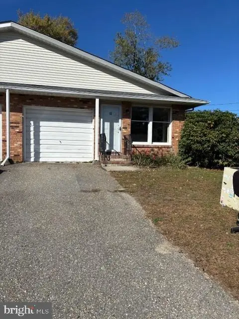 10 Acorn Rd, Stafford Township, NJ 08050 - Image #1