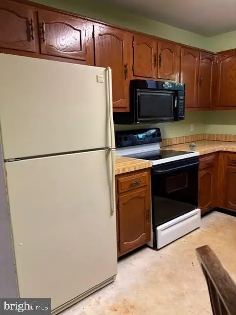 10 Acorn Rd, Stafford Township, NJ 08050 - Image #3