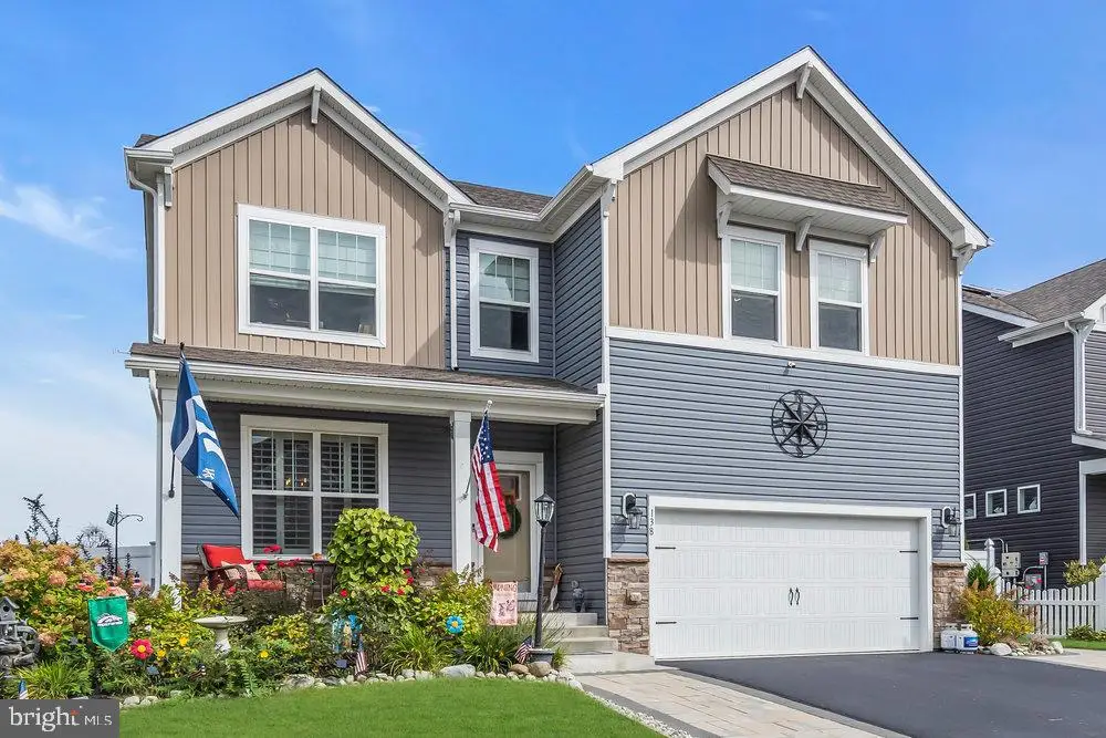 138 Bradshaw Dr, Manahawkin, NJ 08050 - Image #1