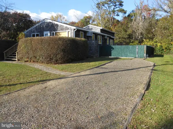 26 Littleworth Rd, MANAHAWKIN, NJ 08050