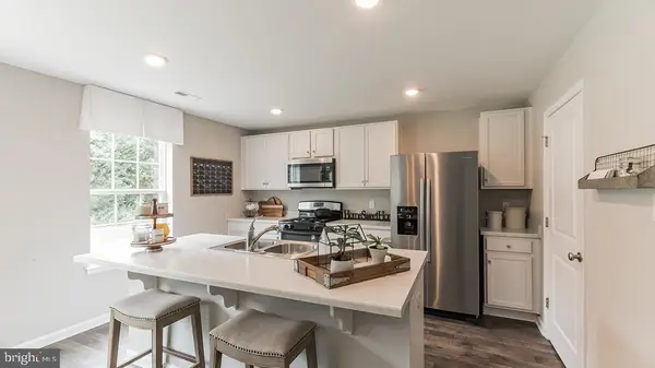 23 Fawcett Blvd, BARNEGAT, NJ 08005