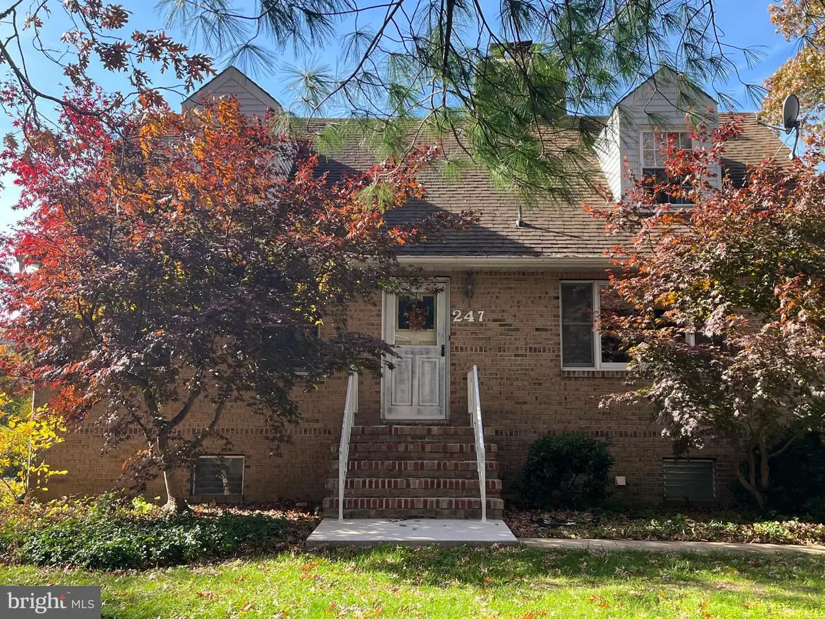 247 Serpentine Dr, Bayville, NJ 08721 - Image #1