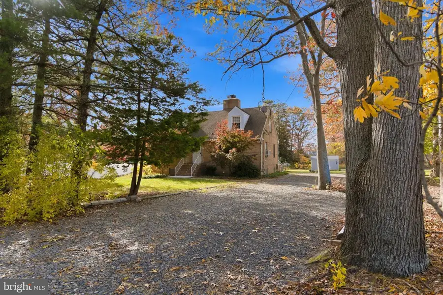 247 Serpentine Dr, Bayville, NJ 08721 - Image #3