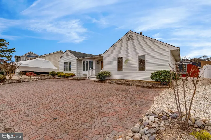 129 Bruce Drive, Manahawkin, NJ 08050 - Image #2
