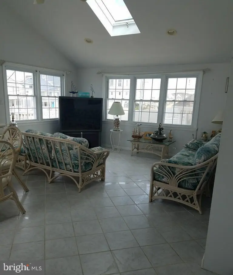 28 Division Ave, Surf City, NJ 08008 - Image #2