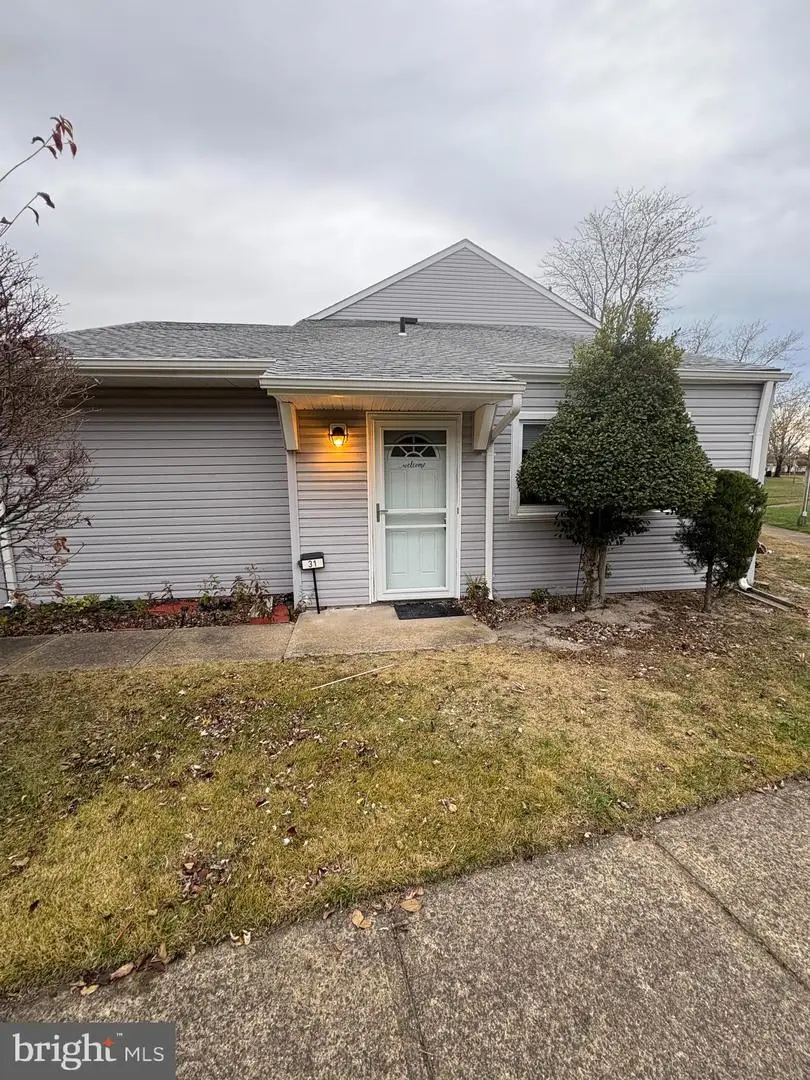 31 S South Seas Ct, Barnegat, NJ 08005 - Image #1