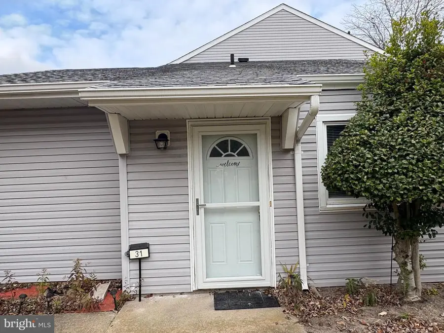 31 S South Seas Ct, Barnegat, NJ 08005 - Image #2