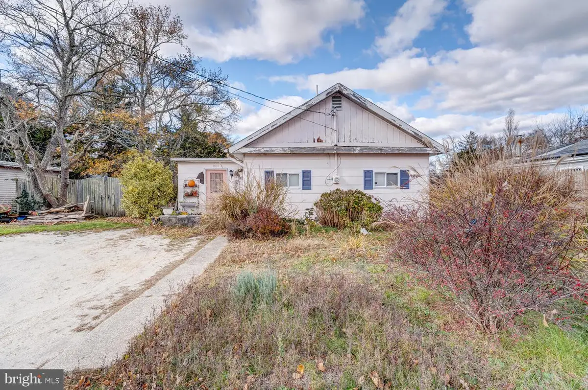886 Radio Rd, Little Egg Harbor Township, NJ 08087 - Image #1