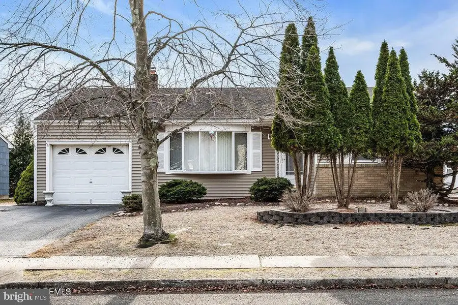 50 Oakfield Rd, Toms River, NJ 08757 - Image #3