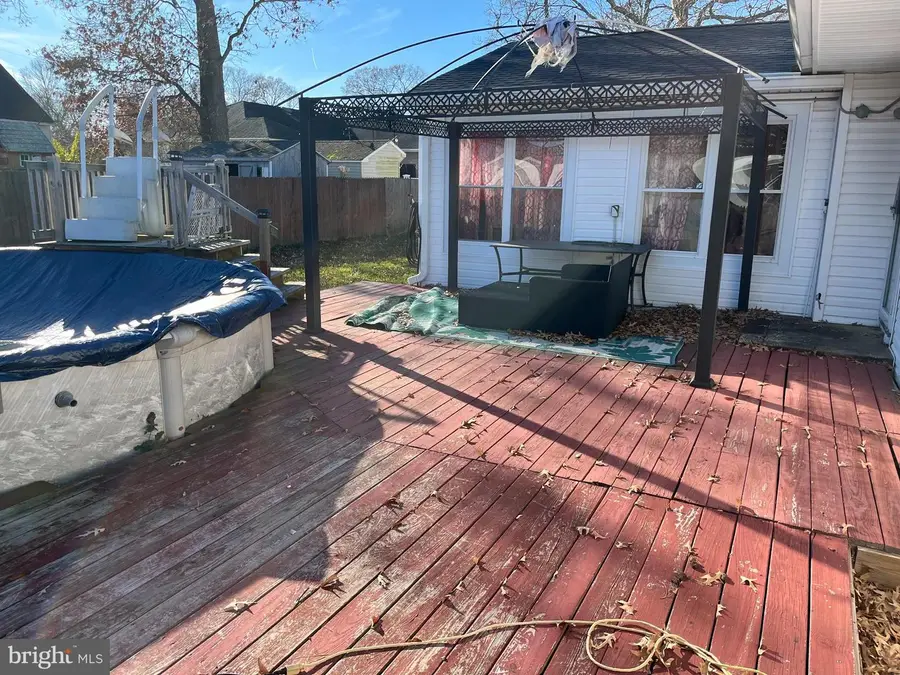 309 Lawrence Dr, Lanoka Harbor, NJ 08734 - Image #3