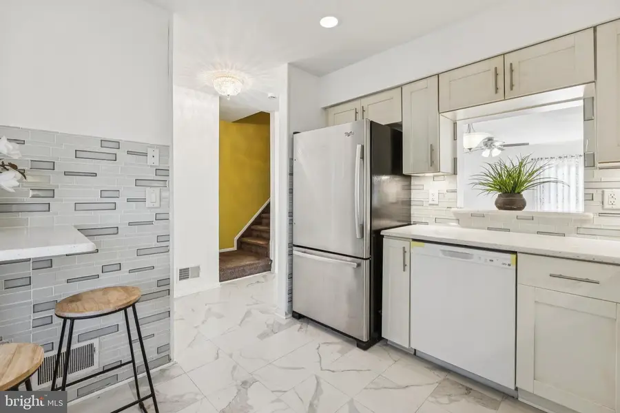 117 Joan Ct, Jackson, NJ 08527 - Image #3