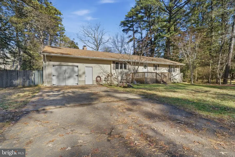 9 Grove Ct, Tuckerton, NJ 08087 - Image #2