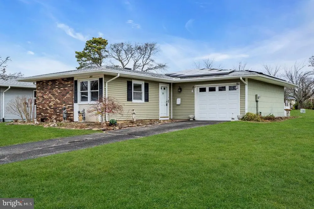 201 Blake Cir, Brick, NJ 08724 - #1