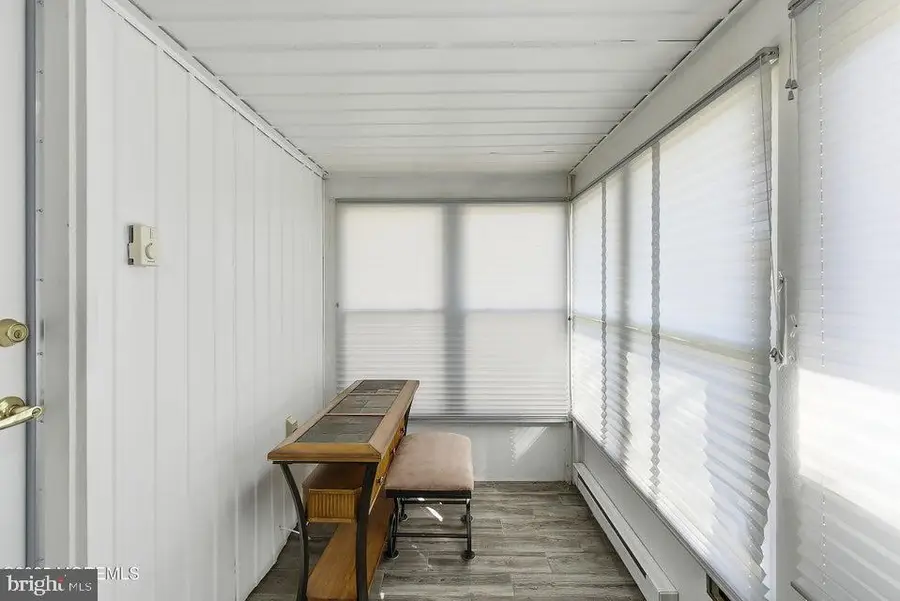 1169-b Clydebank Ct, Lakewood, NJ 08701 - Image #3