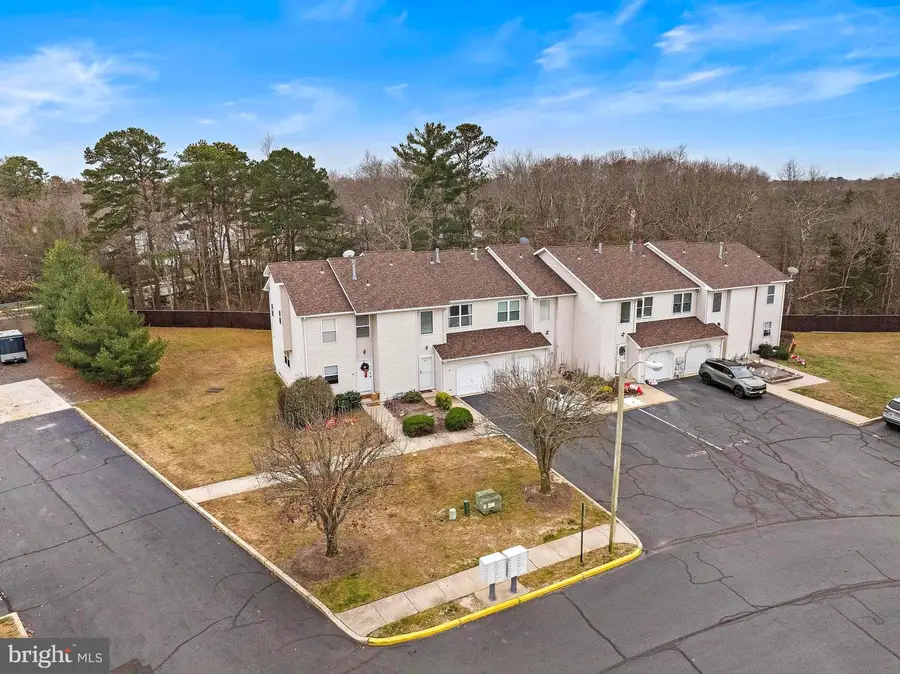 87 Vincent Ct, Tuckerton, NJ 08087 - Image #2