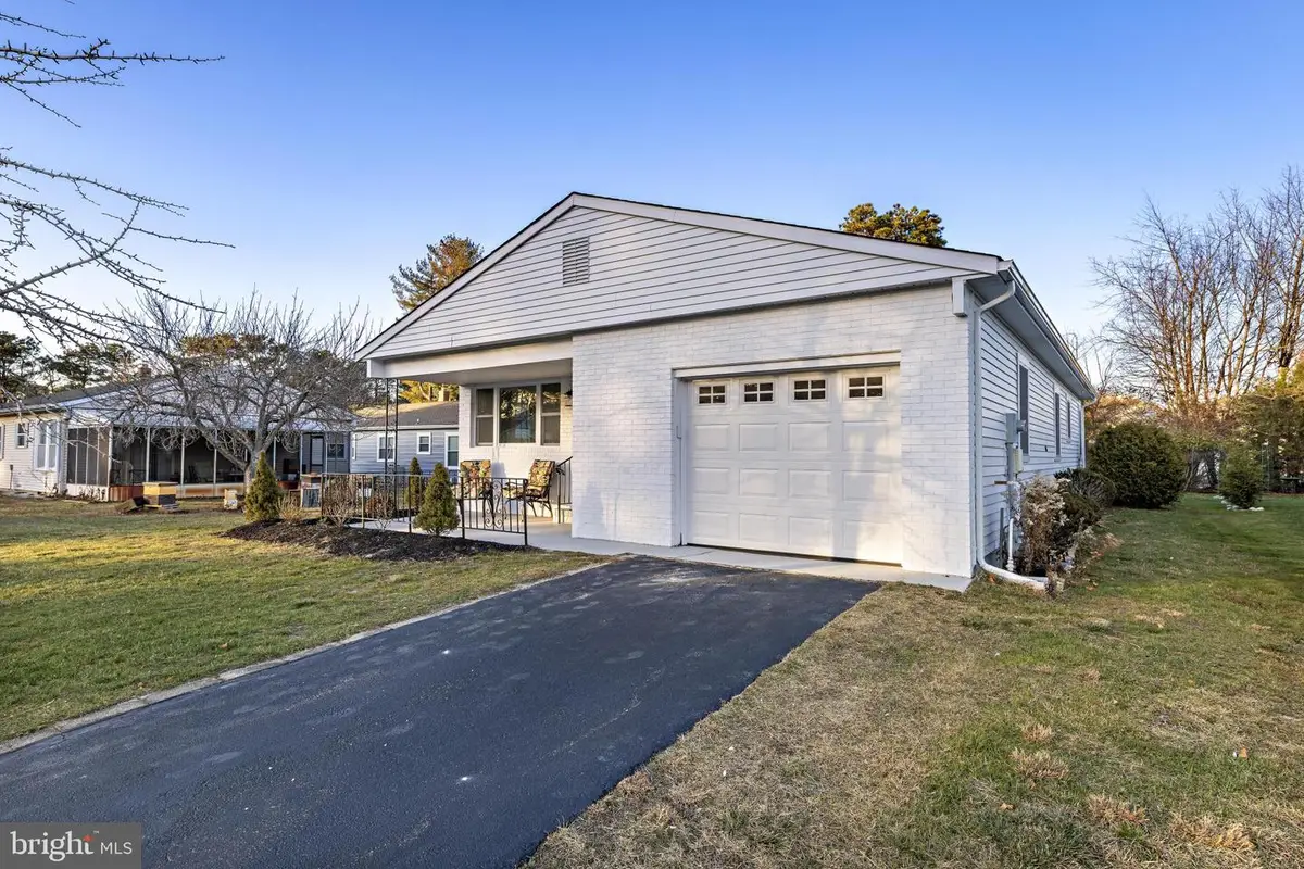 86 San Carlos St, Toms River, NJ 08757 - Image #1
