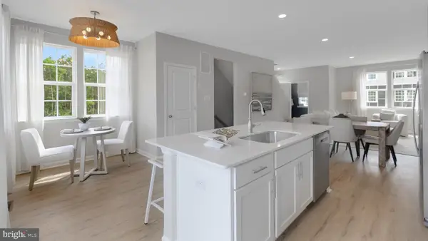 22 Forest Park Dr, WARETOWN, NJ 08758