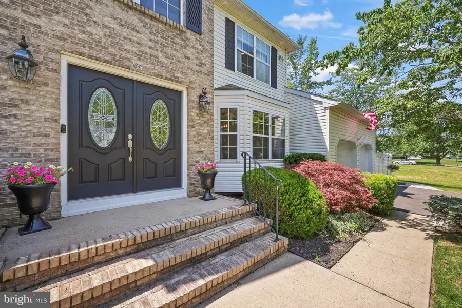 304 Mackenzie Dr, Jackson, NJ 08527 - Image #3