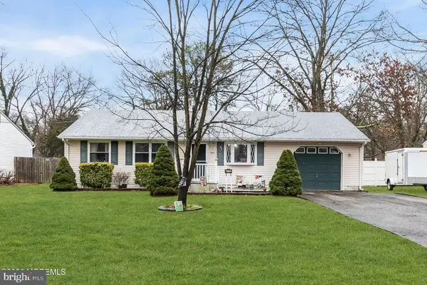 1317 Eisenhower St, LAKEWOOD, NJ 08701