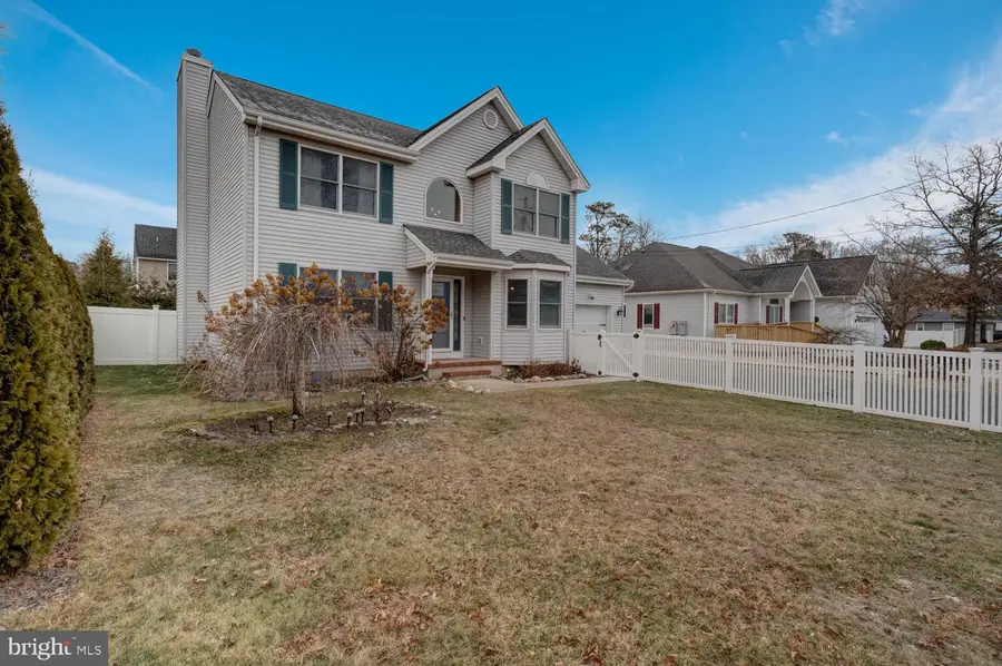223 Serpent Lane, Manahawkin, NJ 08050 - Image #3