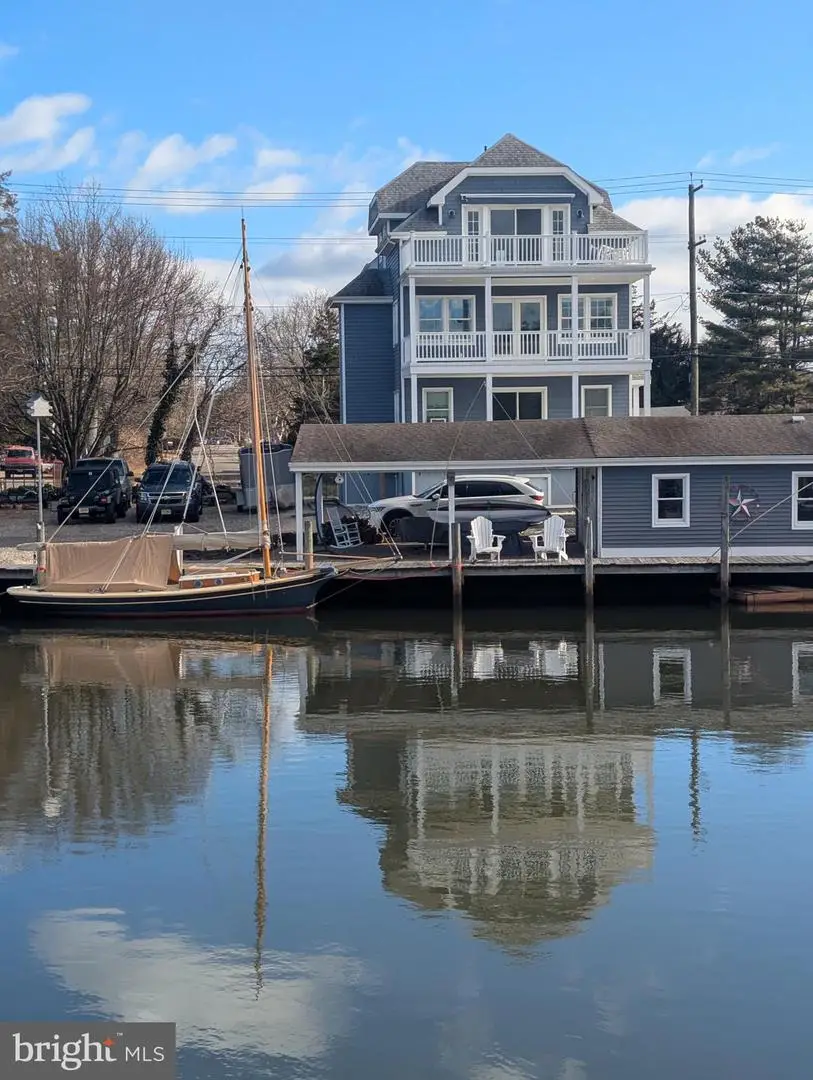 230 S Green St, Tuckerton, NJ 08087 - Image #2