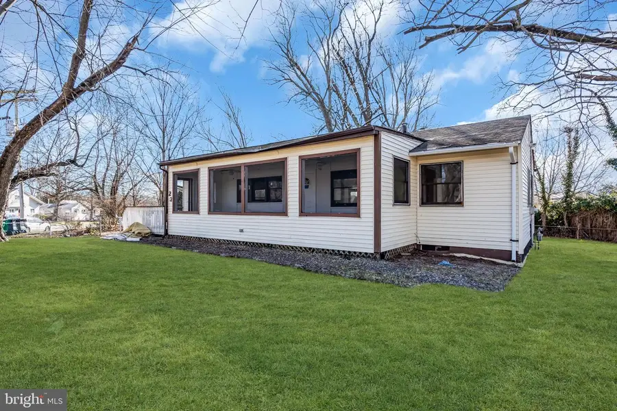 23 Tilton Ave, Toms River, NJ 08757 - Image #2