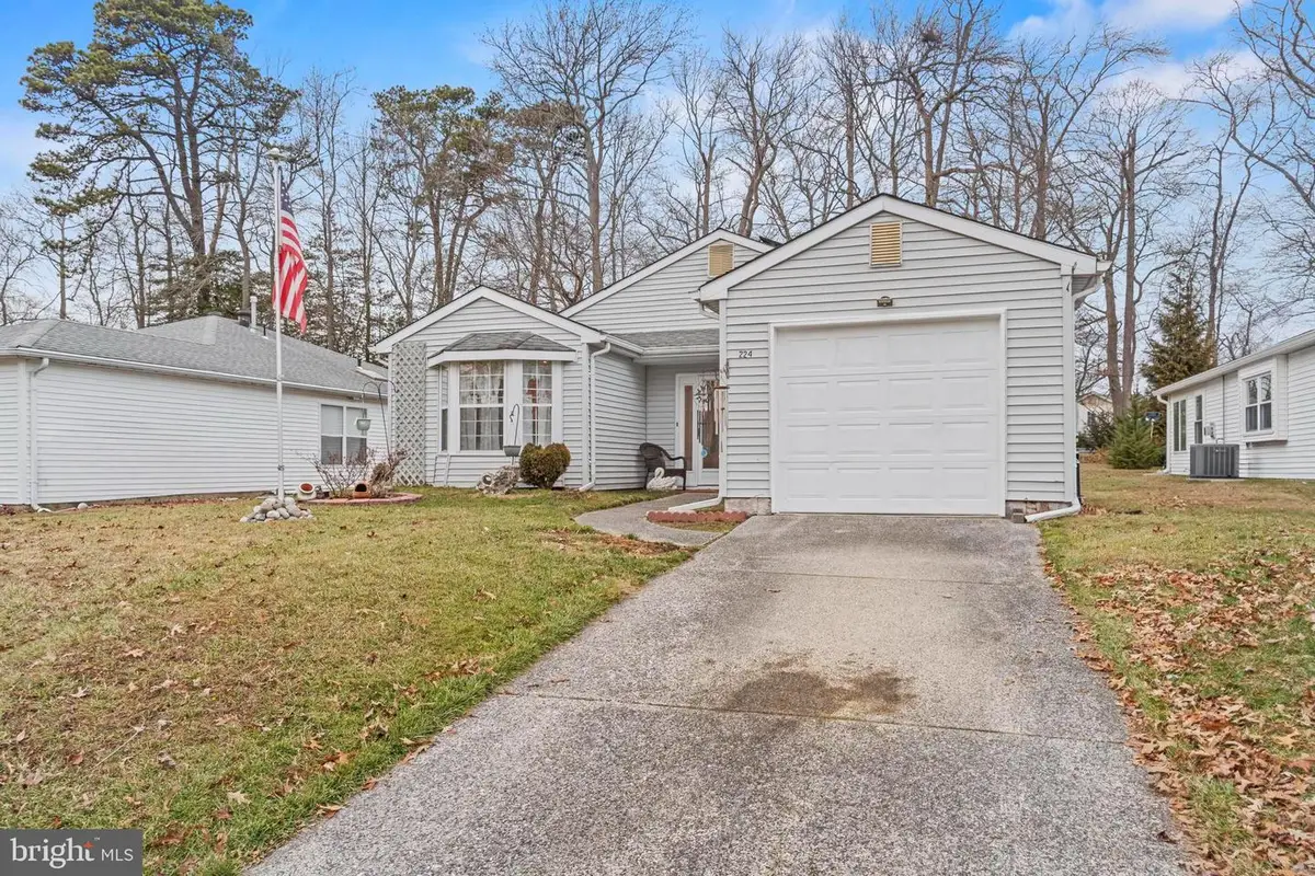 224 Valley Forge Dr, Little Egg Harbor Township, NJ 08087 - Image #1