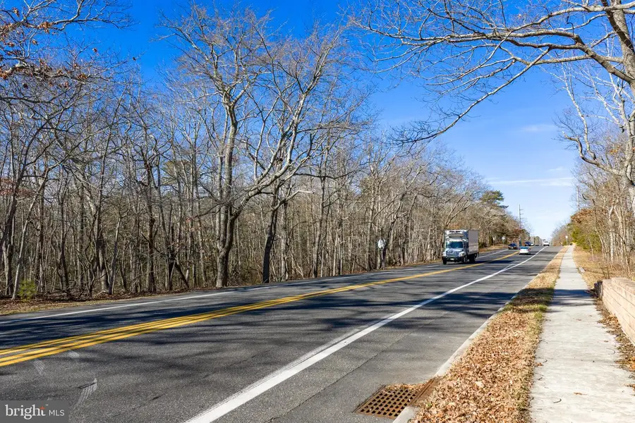 307 Mathistown Rd, Little Egg Harbor Township, NJ 08087 - Image #3