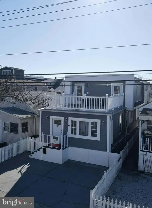 227 Grant Ave, SEASIDE HEIGHTS, NJ 08751
