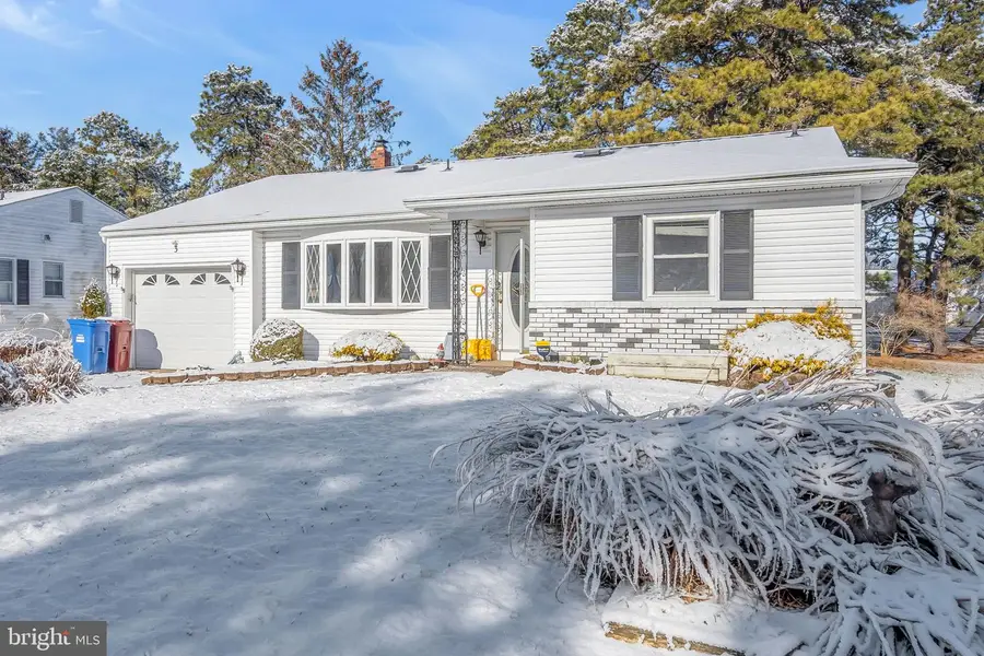 3 Whitaker Dr, Toms River, NJ 08757 - Image #2
