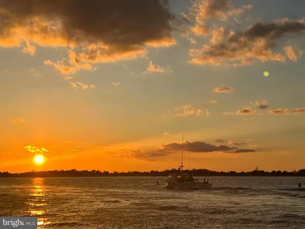 401 Bay Shore Dr #8b, BARNEGAT, NJ 08005