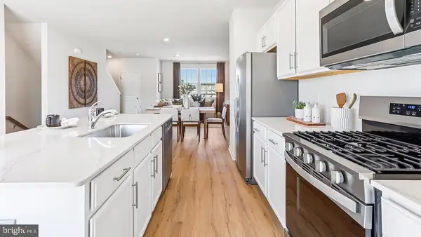 29 Forest Park Dr, WARETOWN, NJ 08758