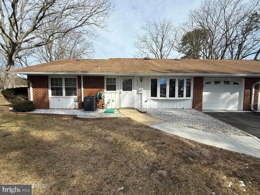 912-b Dumbarton Dr, Lakewood, NJ 08701 - #1