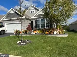 18 Raccoon Lane, BARNEGAT, NJ 08005