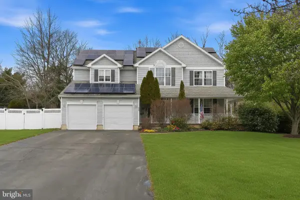 113 Rowan Ct, MANAHAWKIN, NJ 08050