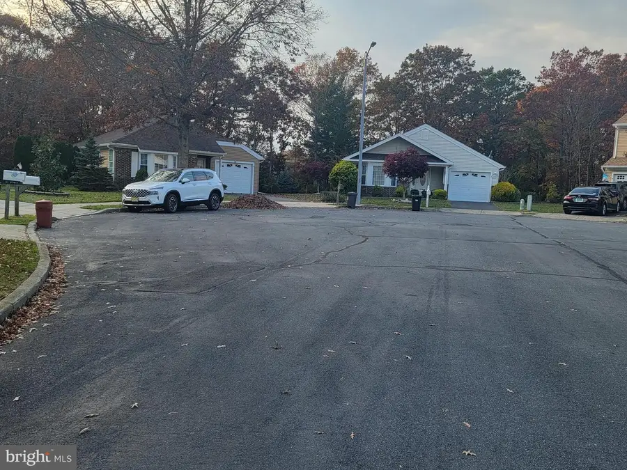 13 Dove Tree Ct, Barnegat, NJ 08005 - #3