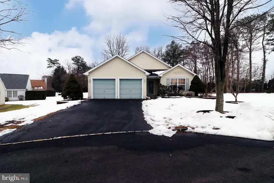 4 Stanton Ct, Manchester, NJ 08759 - #2