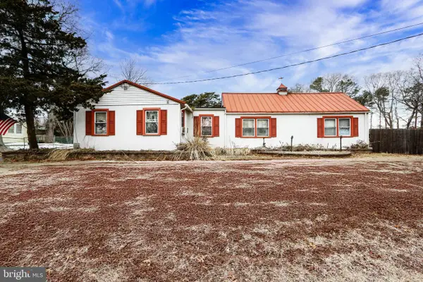 497 Main St, WEST CREEK, NJ 08092