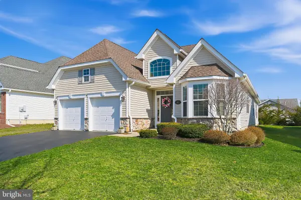 46 Mulberry Dr, MANAHAWKIN, NJ 08050