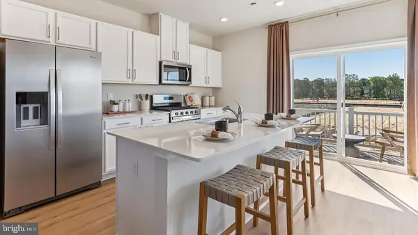 37 Baybreeze Dr, WARETOWN, NJ 08758