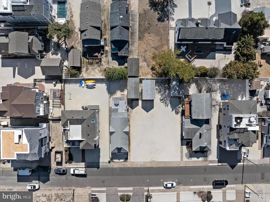 16 E Paulding Ave, Long Beach Township, NJ 08008 - #3