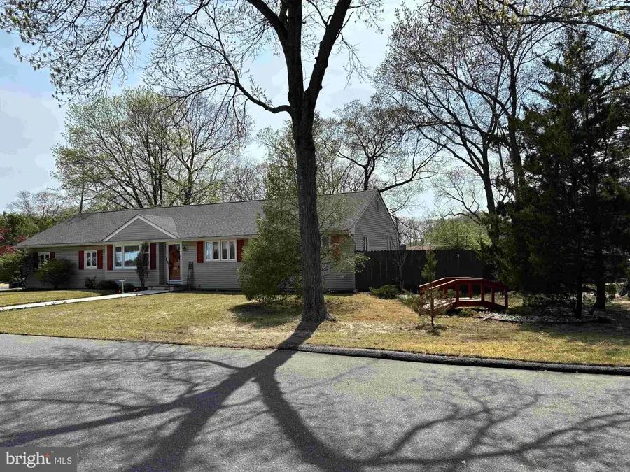 653 Elwood St, Forked River, NJ 08731 - #3